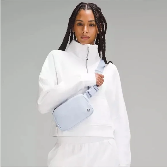 Lululemon Powder Blue 1L Everywhere Belt Bag - Picture 1 of 15